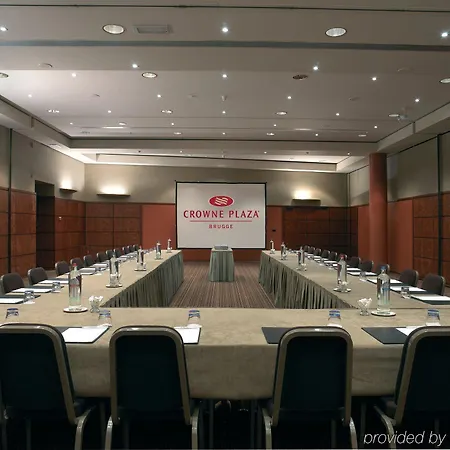 Crowne Plaza By Ihg Hotel